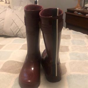 Cranberry Sperry boots